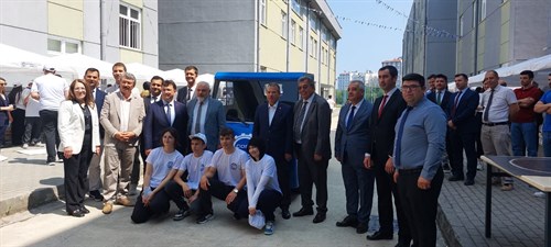 KAYMAKAM GÜRDAL ÖZEL ÇOSB MESLEKİ VE TEKNİK ANADOLU LİSESİ BİLİM ŞENLİĞİ AÇILIŞINI YAPTI