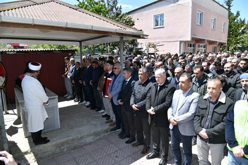 ŞEHİT BABASI CEMAL DADAŞ SON YOLCULUĞUNA UĞURLANDI