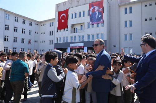 KAPAKLI “BÜYÜKŞEHİR BELEDİYESİ İSMET İNÖNÜ İLKOKULU”NDA GELENEKSEL ÇOCUK OYUNLARI ETKİNLİĞİ YAPILDI